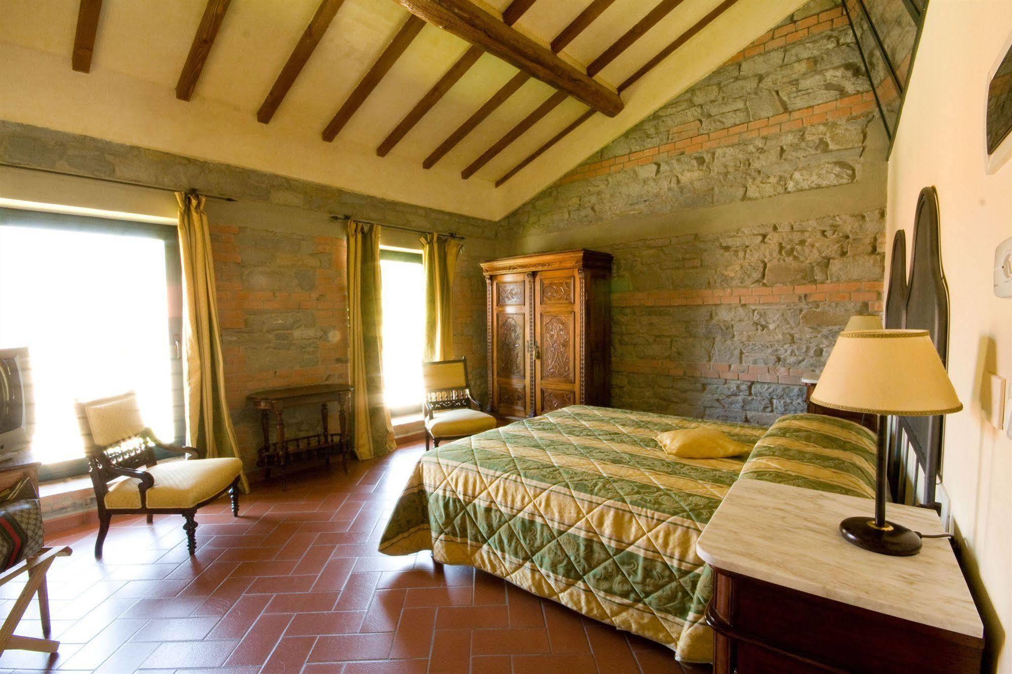 Gli Orzali Aparthotel ฟิเร็นซัวลา ภายนอก รูปภาพ