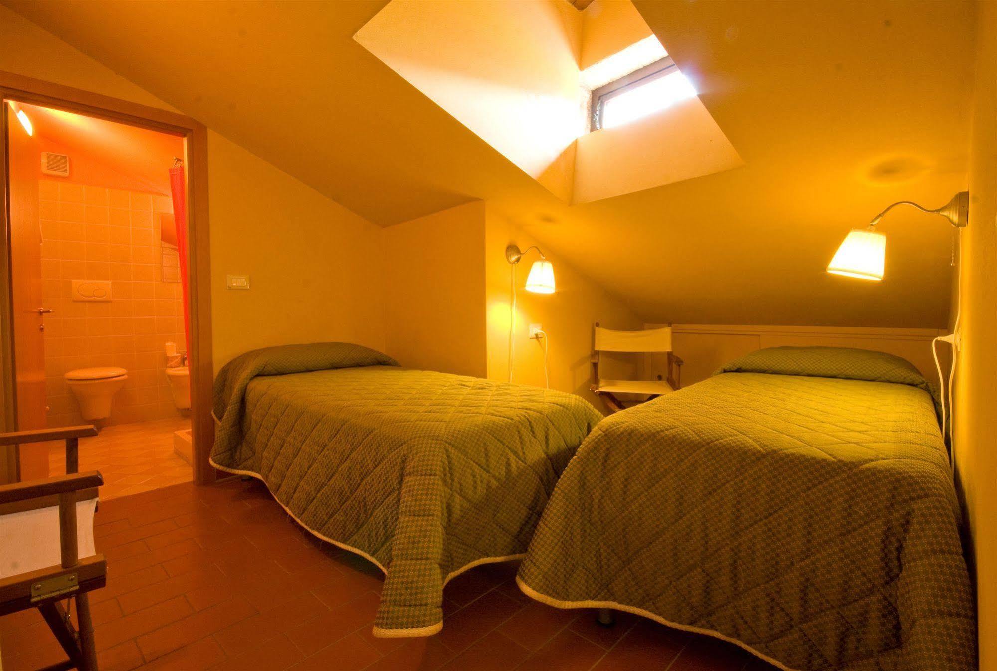 Gli Orzali Aparthotel ฟิเร็นซัวลา ภายนอก รูปภาพ