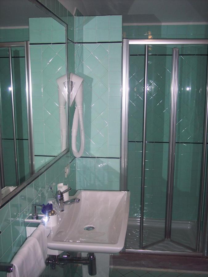 Gli Orzali Aparthotel ฟิเร็นซัวลา ภายนอก รูปภาพ